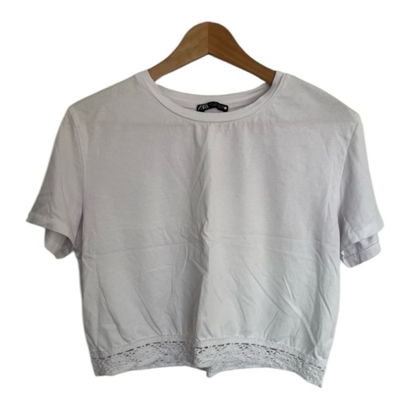 5/20$ Zara White Lace Hem Women's Top size small - Picture 1 of 4